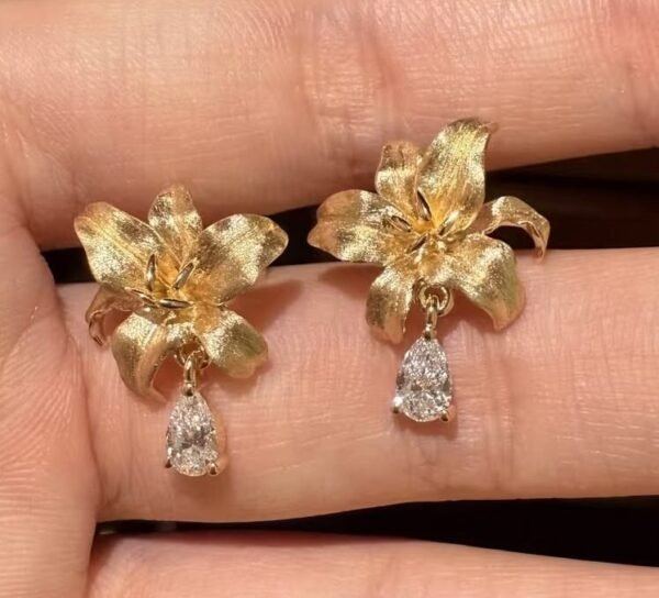 14k Drooping Rhinestone Golden Earrings