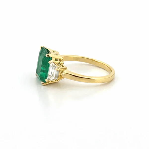 F96FF904-07D8-4C7A-AD31-DD42E324F410_1024x1024 16k Green Stone Gold Ring