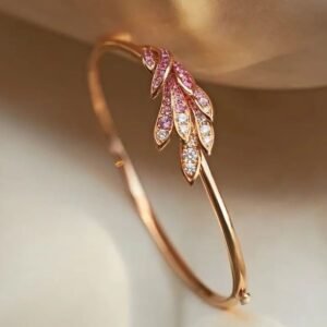 d92d0f217b1fc4b7e040523d5093ea17 Peacocks Tail Golden Brass Bangle Bracelet
